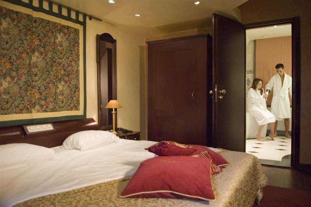 Romantik Hotel Kasteel Daelenbroeck 허켄보쉬 외부 사진