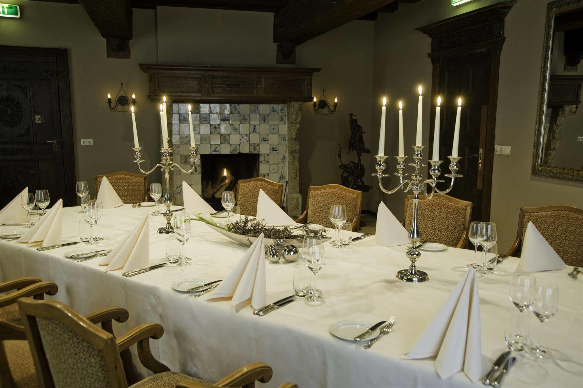 Romantik Hotel Kasteel Daelenbroeck 허켄보쉬 외부 사진